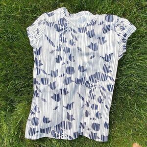 Vintage 70s Vera Neumann Cap Sleeved Blue and White Floral Print Top - SZ XS/S